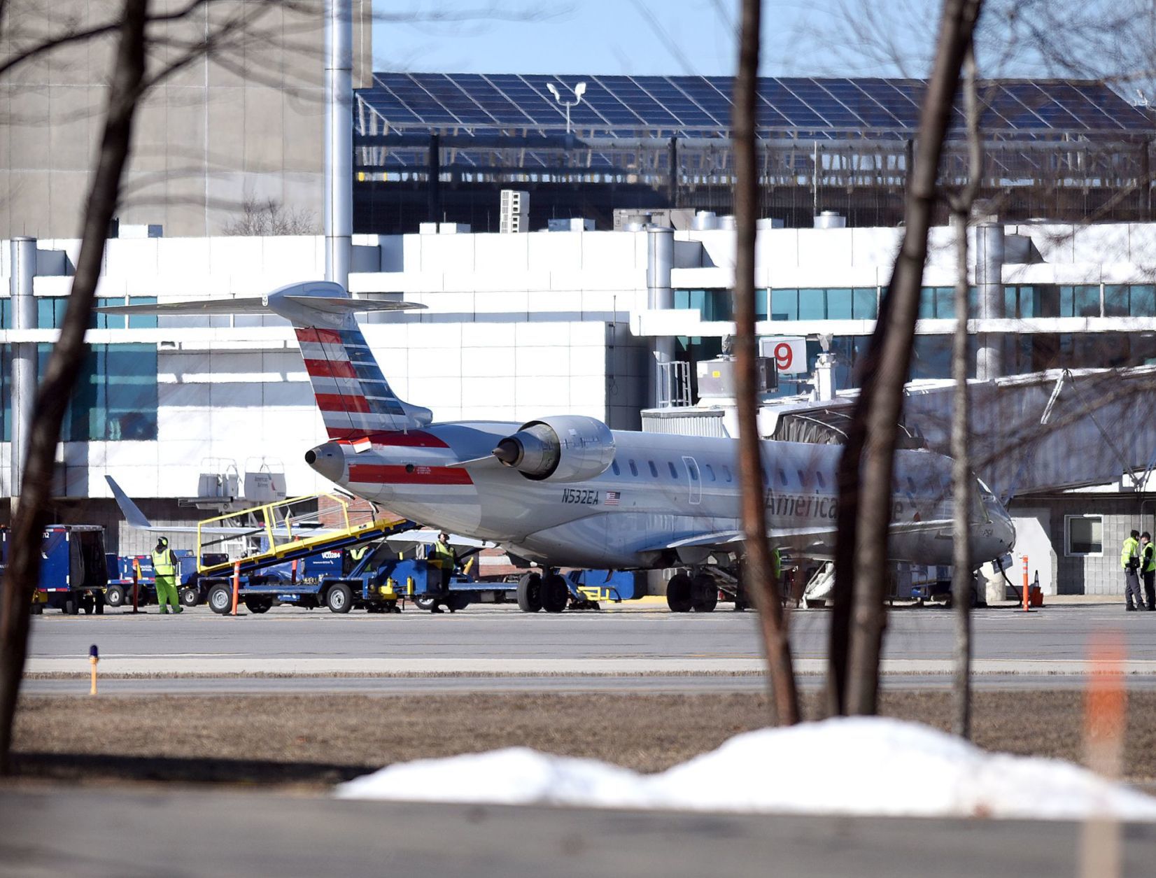 Manchester-Boston Regional Airport gate